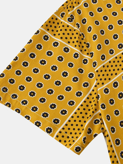 Polka-Dot-Shirt mit Blumenmuster und Buttonfverschluss