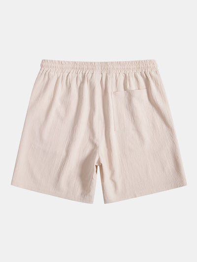 Plissiertes Hemd und strukturierte Shorts