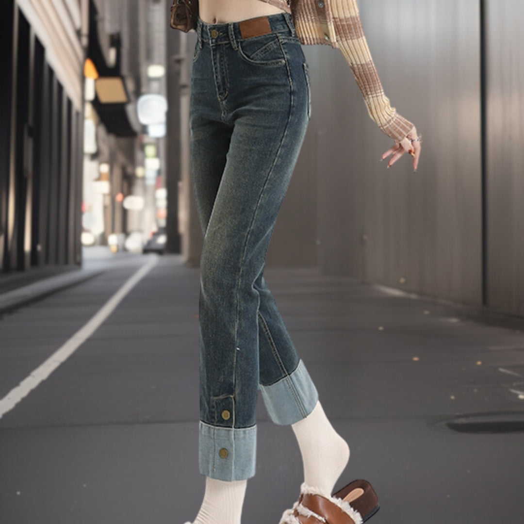 Modisch abgeschnittene Jeanshose von Vera | Modisch