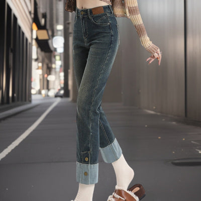 Modisch abgeschnittene Jeanshose von Vera | Modisch