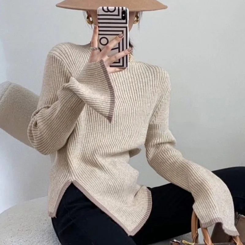 Tabitha - Rollkragenpullover im Western-Stil