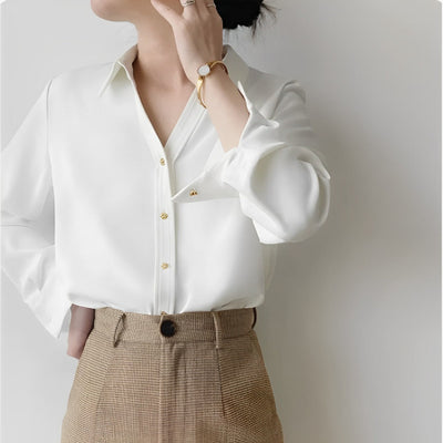 Barbara - Elegante Satinbluse mit langen Ärmeln