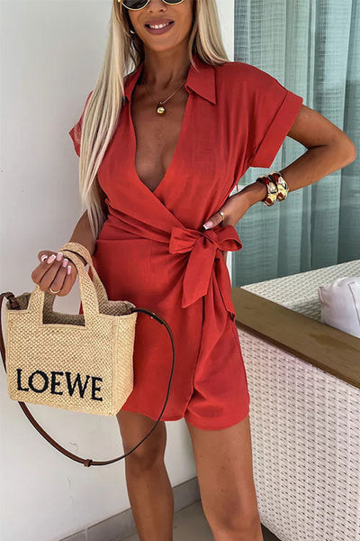 Damenkleid aus Viskose im Wickelstil mit Kragen – stilvoll und elegant