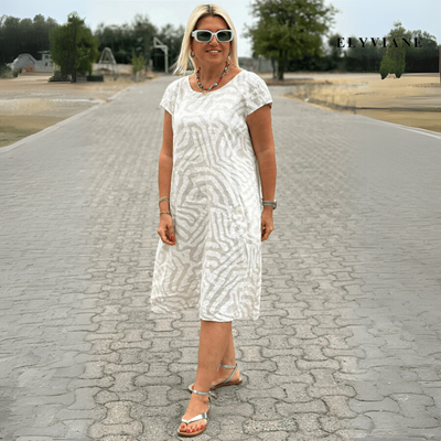 Nelia | Sommerkleid mit Rundhalsausschnitt und elegantem Muster