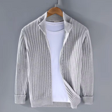 Nikolet | KnitZauber Strickjacke mit Reißverschluss in Grau
