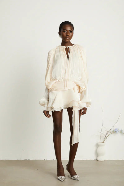 Plissiertes Minikleid mit langen Ärmeln und Bindekragen für Damen