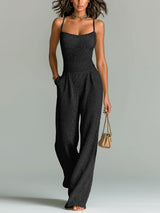ElevenOra Stilvolles Kamel Strappy Ärmelloses Tailliertes Weites Bein Geripptes Strick-Jumpsuit in Schwarz