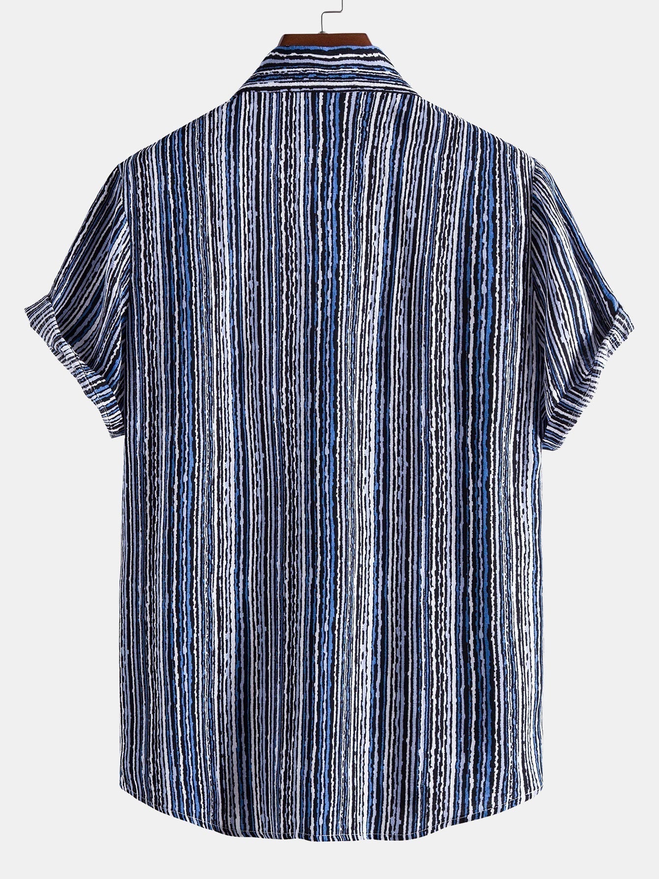 Knöpftes Hemd mit gewelltem Druck