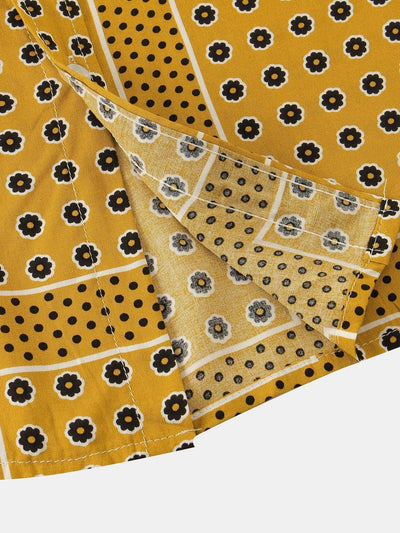 Polka-Dot-Shirt mit Blumenmuster und Buttonfverschluss