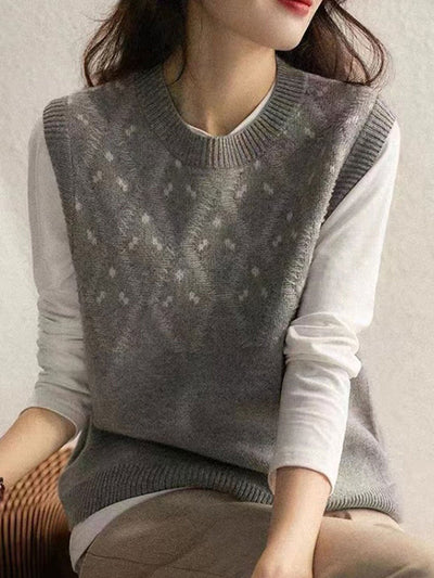 Pullover mit Strickweste