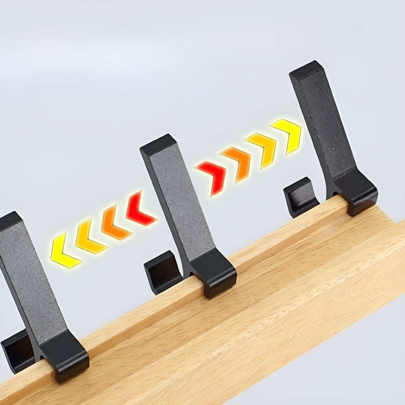 HookFlex Rack - Wandmontierter Beweglicher Bambus-Hakenständer