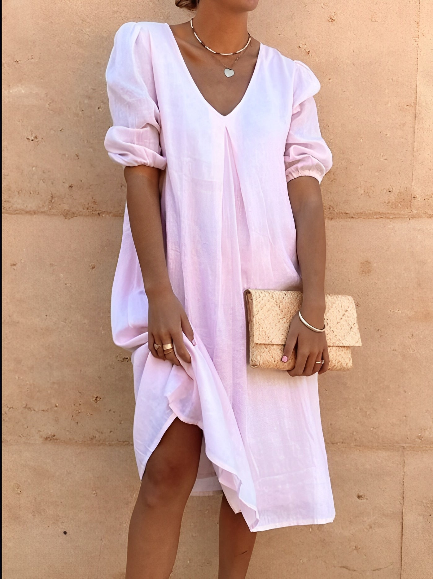 Dene - Lässiges Midi-Kleid mit V-Ausschnitt