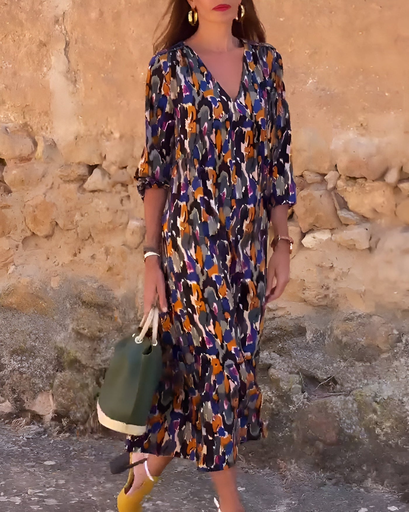 VIOLETTA | Langes V-Ausschnitt-Kleid mit Retro-Muster und elegantem Komfort für jeden Moment