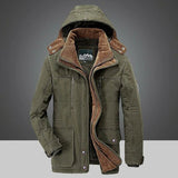 Magnus – Die ultimative Winterjacke für Herren, die Stil & Wärme vereint in Grün