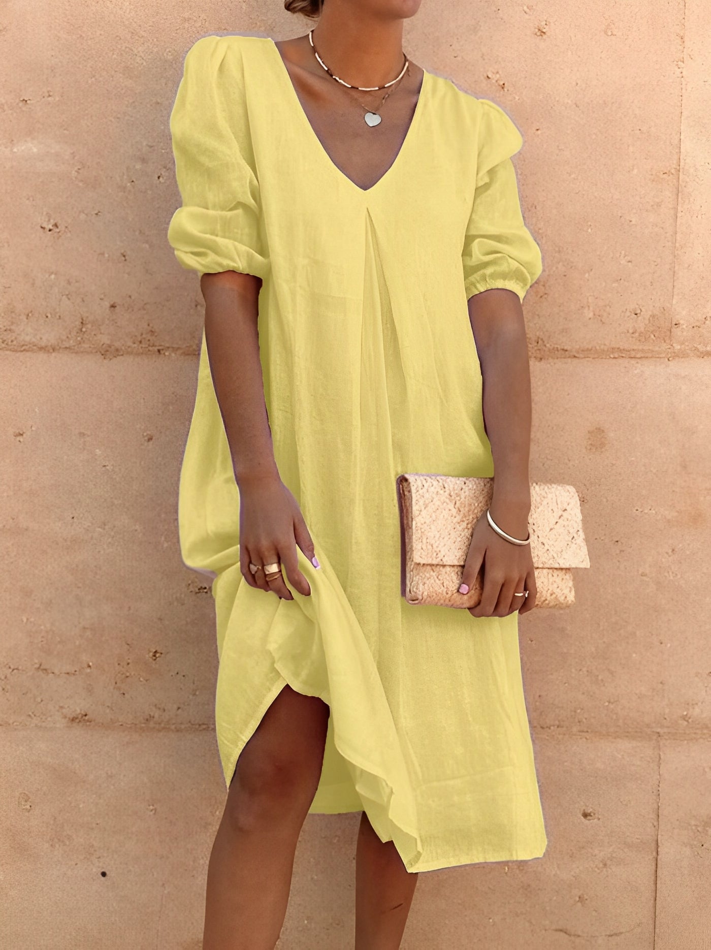 Dene - Lässiges Midi-Kleid mit V-Ausschnitt