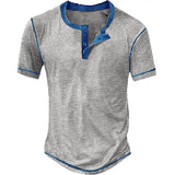 Lässiges Henley Oberteil Im Retro Farbblock Stil für Herren in Hellgrau