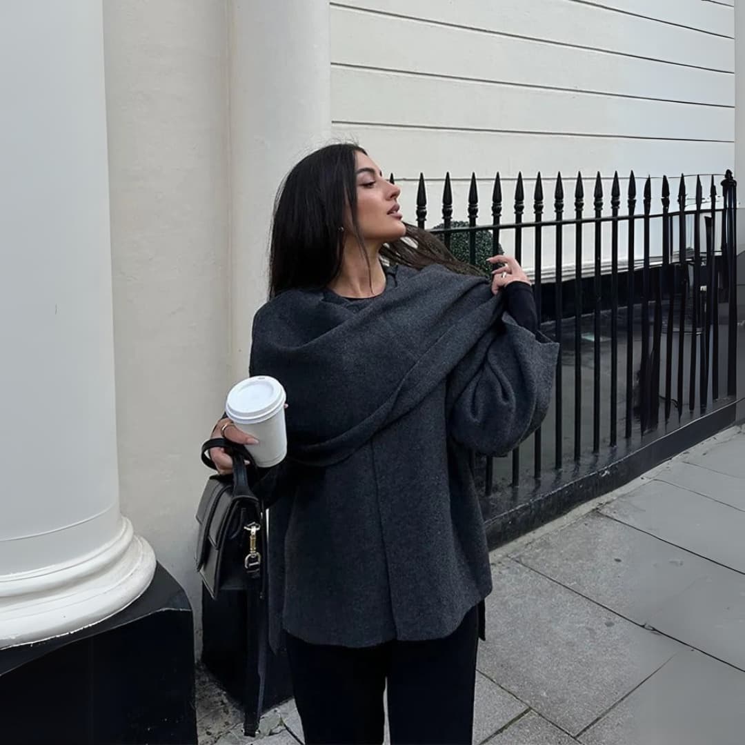 Mara | Viral Cape Mantel