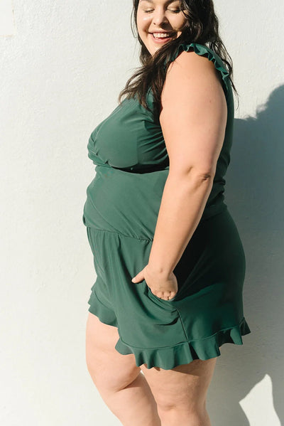 Tjeska – Badeanzug mit Rüschen und Unterstützung für das Dekolleté