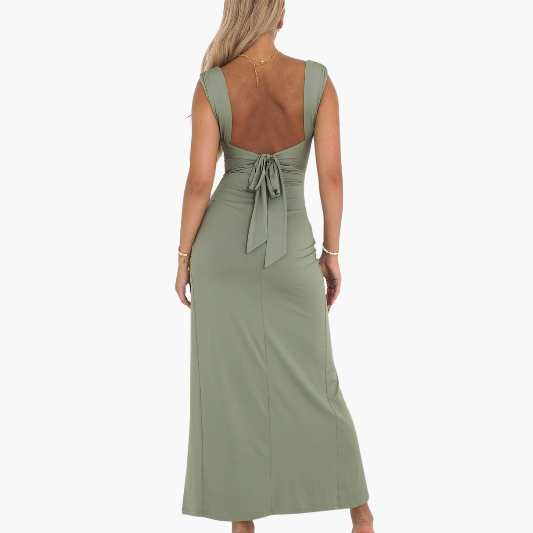 Dagmar | Figurbetontes Schlitzkleid mit Raffungen