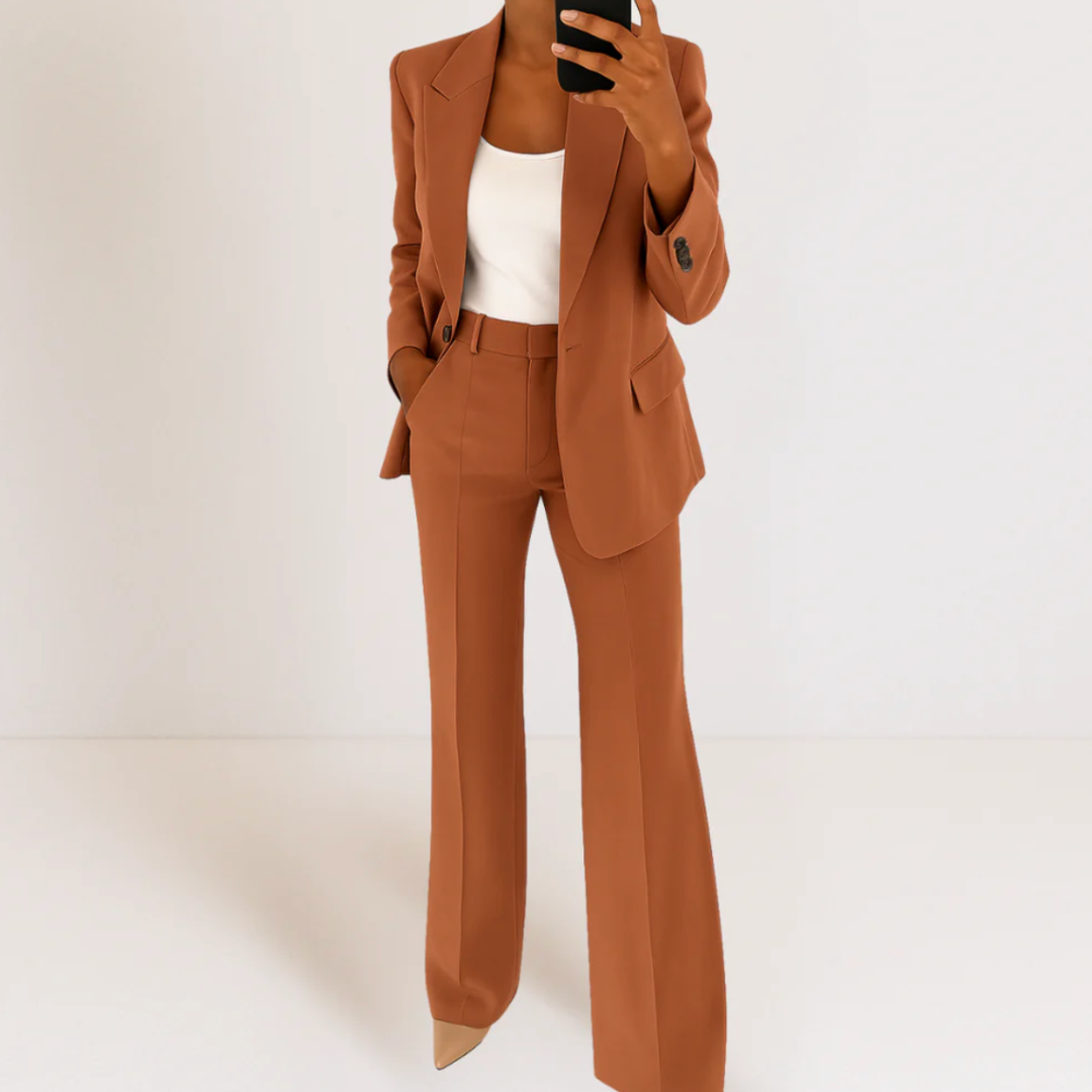 Eleganter Damen-Blazer & Hose