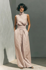 Nerina - Ärmelloser Jumpsuit mit weitem Bein in Pink