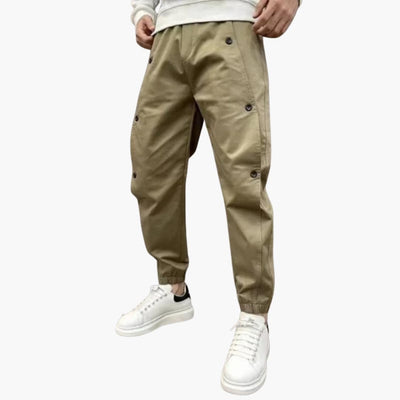 Herren Sommerhose mit Knopfleiste und elastischen Bündchen