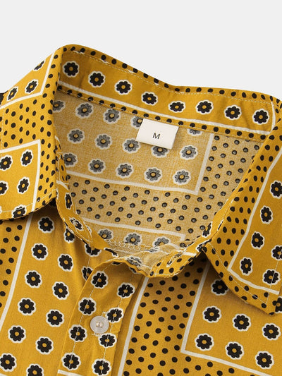 Polka-Dot-Shirt mit Blumenmuster und Buttonfverschluss