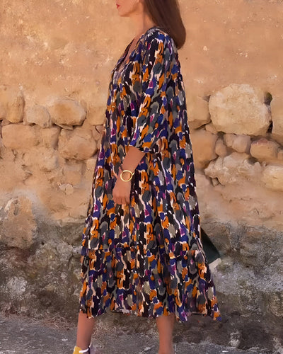 VIOLETTA | Langes V-Ausschnitt-Kleid mit Retro-Muster und elegantem Komfort für jeden Moment