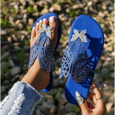 Papillon™ – Schmetterlingsverzierte Sommerschlappen