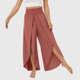 Magdalena | Damen Weit geschnittene Boho-Hose mit Schlitzdesign in Rot