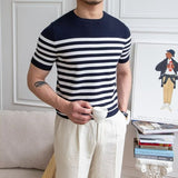 Gestreiftes Herren-T-Shirt im klassischen Stil - Mateo in Blau