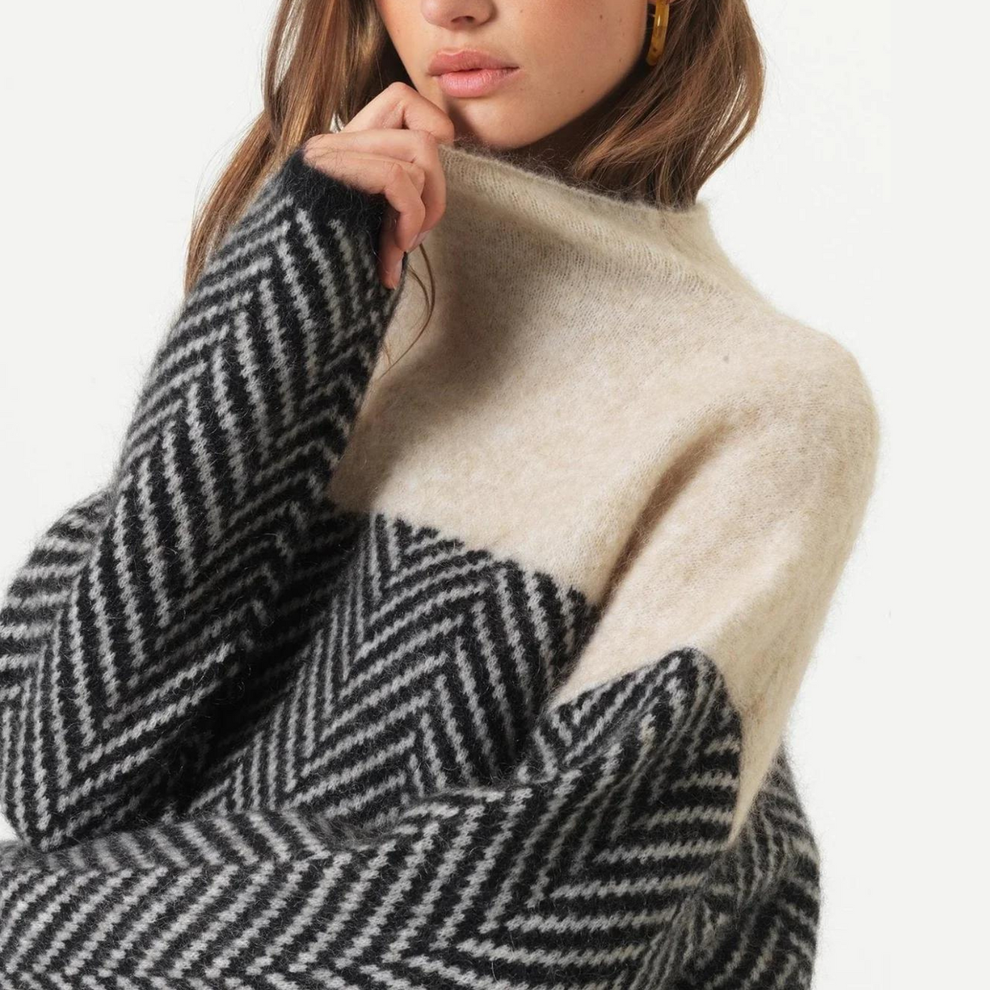 Chevron Luxe | Stylischer Rollkragenpullover Damen