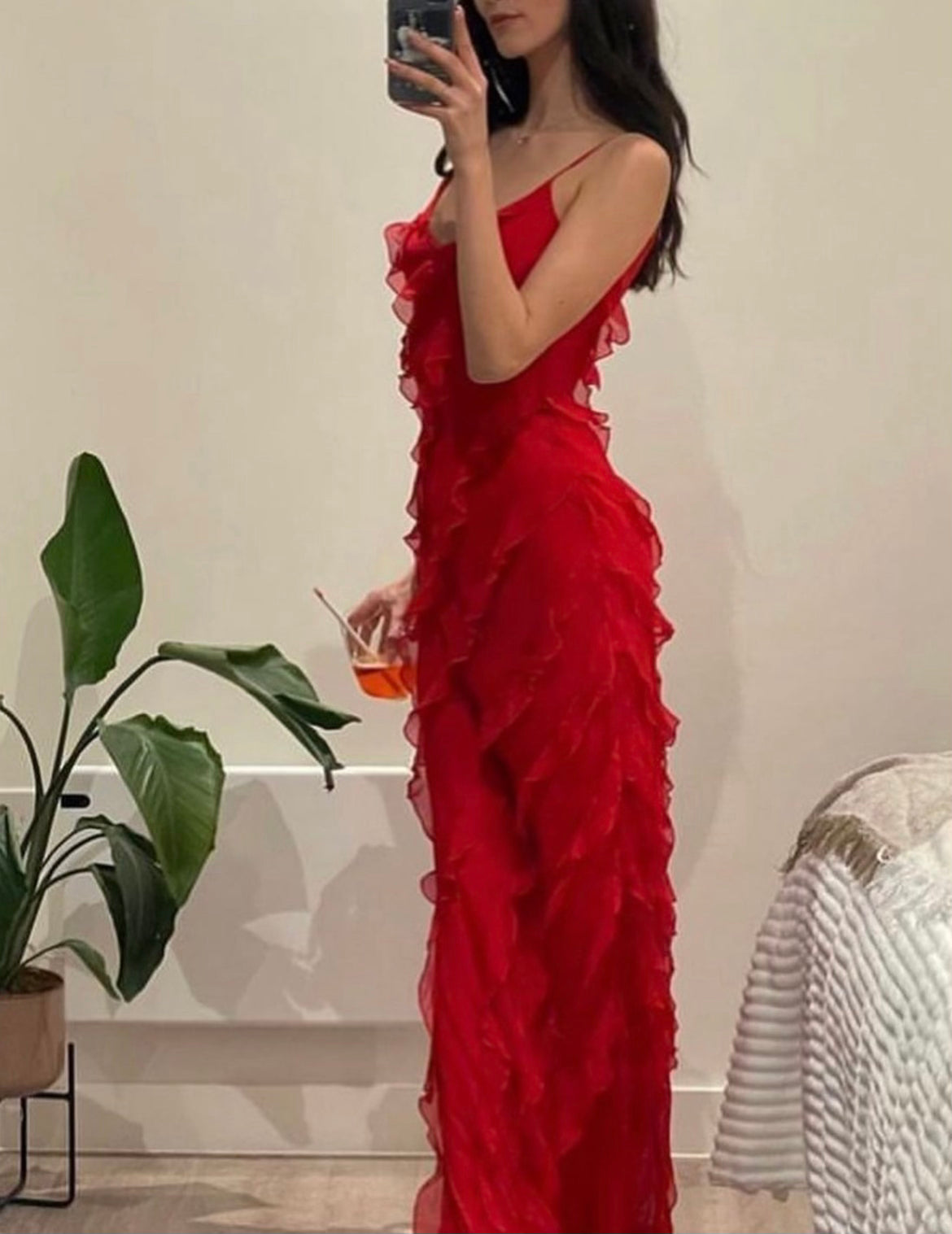 Maxikleid mit Rüschen – Figurbetontes Abendkleid mit Spaghettiträgern