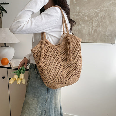 Handgefertigte Häkel-Tasche – Große Boho-Strandtasche mit Quaste