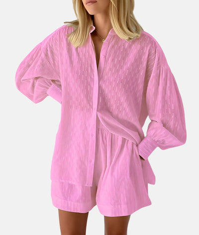 Elegantes Set aus Hemd und Shorts