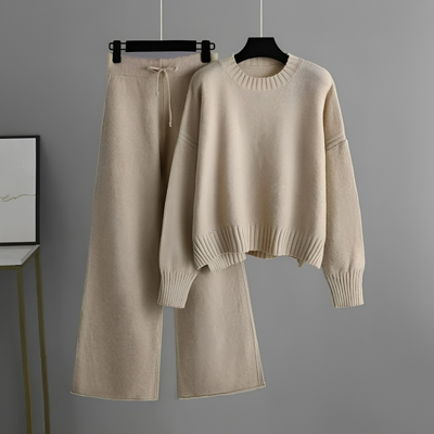 Modische Pullover- und Hosensets für Frauen