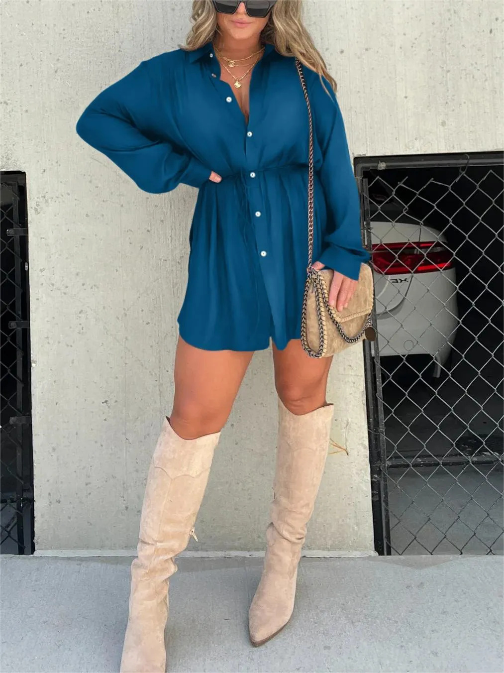Paloma - Schulterfreier Satin Jumpsuit
