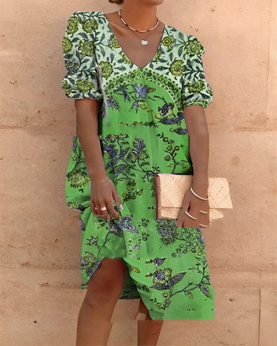 Dene - Lässiges Midi-Kleid mit V-Ausschnitt