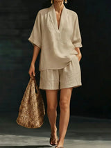Silvani - Lässiges Set Aus Baumwoll Top Mit V-ausschnitt Und Shorts in Khaki