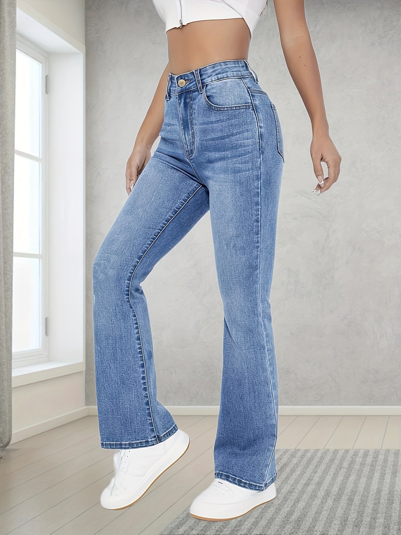 Lovisa - Hellblaue Bootcut-Jeans