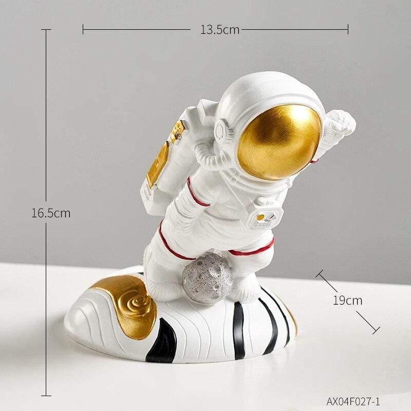 Aerya Astronaut Weinhalter
