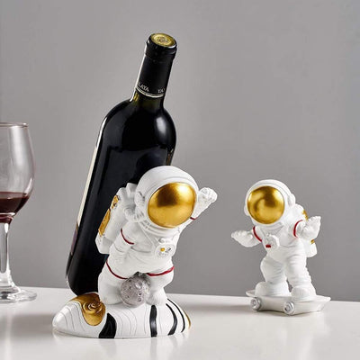 Aerya Astronaut Weinhalter