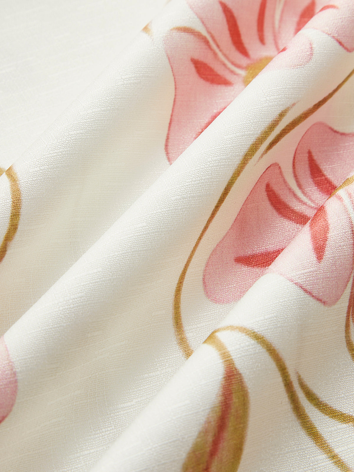 Sommerkleid mit floraler Stickerei – Femininer Boho-Chic