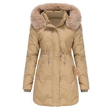 BELLE - Wattierte Winterjacke mit flauschigem Kragen in Khaki