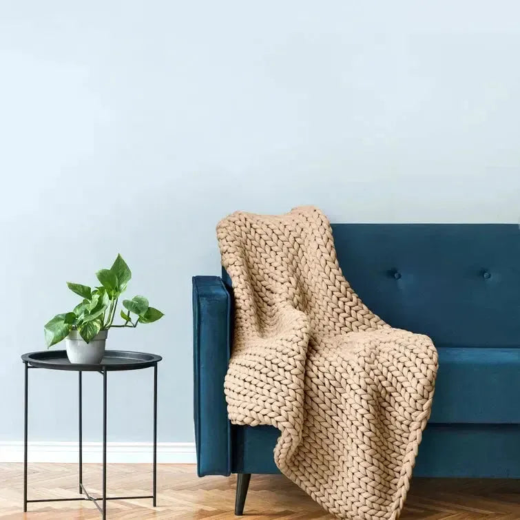 CHUNKY KNIT WEIGHTED THROW