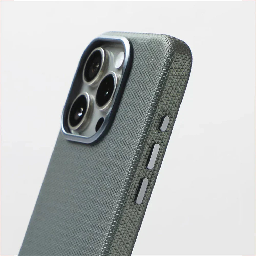 COVERT IPHONE HÜLLE