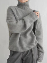 LINEA | Hochkragenpullover in Grau