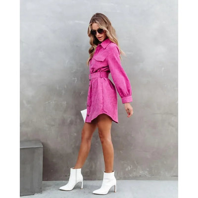 Lässiges Hemdkleid aus geripptem Samt