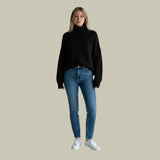 Sabine | Damen Übergroßer Rollkragenpullover für den Winter in Schwarz