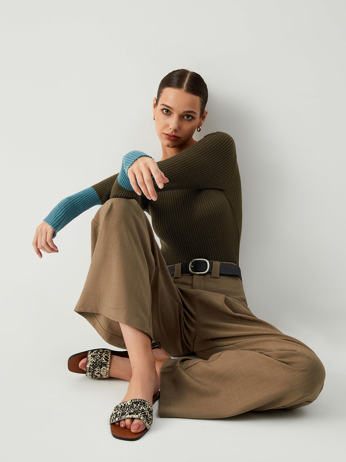 Damen Langarm Stricktop mit Kontrastärmeln